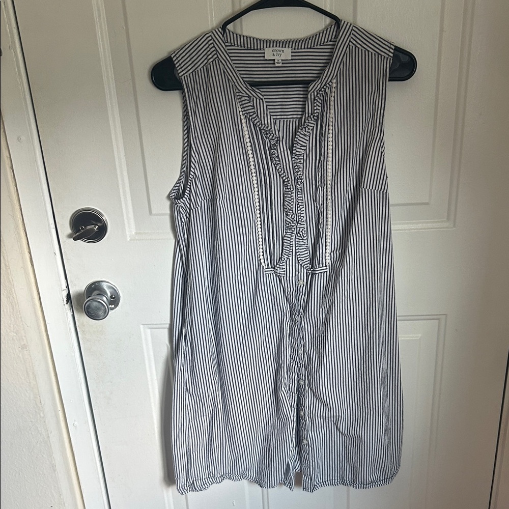 Crown & Ivy Black and White Striped Dress